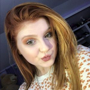 Meet your Posher, Corrie